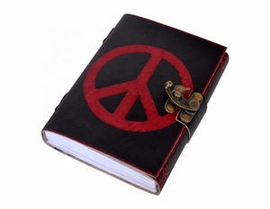 Cuaderno de escritura de cuero genuino hecho a mano con letrero celta en relieve rojo con libro negro de hechizo Wiccan Sign diarios libros de notas - Product Image 4