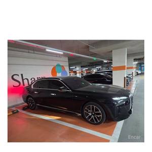 BMW Série 7 740i xDrive M Sport 2024, conduite à gauche, boîte automatique, 25 000 km, excellent état - Product Image 4