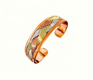 Bracelet de manchette en métal plaqué or et en laiton de haute qualité, bijoux de mode de l'inde par un artisanat de qualité - Product Image 6