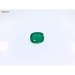 Esmeralda Zambiana Natural en Forma de Cojín de 5.24 Ct, Gema Suelta de Alta Calidad para Joyería - Product Image 1