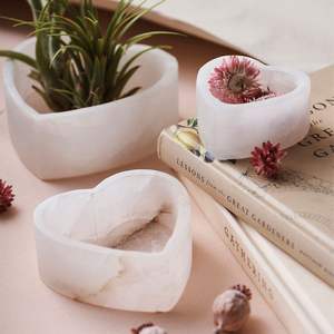 Tazón de servir de alabastro blanco, hecho a mano por artesanos, elegante tazón de gres para frutas secas, bocadillos y postres. - Product Image 4