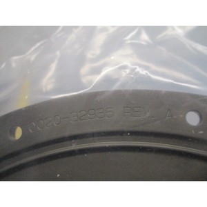 AMAT 0020-32963 COVER,BACK,HV CENTER,ESC, 108649 - Equipo y Piezas de Semiconductores de Confianza de Global Legacy Semiconductor - Product Image 6