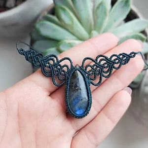 Collier en macramé fait main, design papillon tendance, pendentif perle, chaîne en bambou réglable, bijoux de guérison bouddhiste - Product Image 1