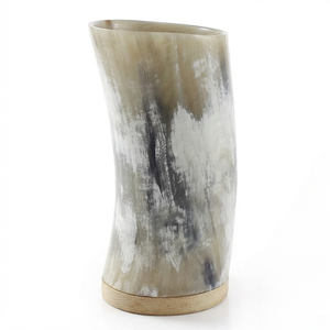 Gobelet en corne de buffle écologique naturel avec base en bois, fabriqué à la main, par REHMAN CRAFT - Product Image 3