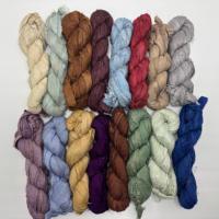 Ruban en soie de sari teint sur mesure en gros, fil de tissu en soie recyclée pour le tissage, le tricot, le crochet, la fabrication de bijoux, l'artisanat, Conifer