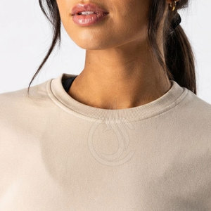 Crop top tendance pour femmes, vêtements confortables pour tous les jours, pour un style décontracté, garde-robe d'été et activités quotidiennes - Product Image 4
