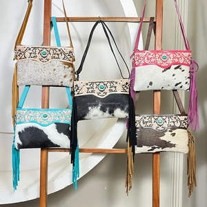 Nouveau sac à bandoulière en cuir de vachette véritable, style western, avec franges, motif floral gravé à la main, accent turquoise, pour femme - Product Image 3
