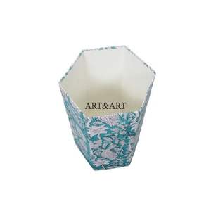 Cubo de Basura de Papel con Tapa Abatible y Diseño Floral, Ecológico, con Capacidad Personalizada para Uso en Interiores y Exteriores - Product Image 5