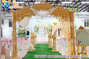 Mandap de Madera Tradicional para Bodas Gujarati, Elegante Mandap de Estilo Abierto con Acabado Dorado, Compre Mandapam para Bodas Tamil de Mayur-Design en EE. UU. - Product Image 2