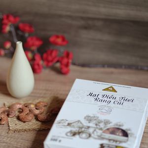 Noix de cajou Dong Phu du Vietnam, prêtes à l'emploi, 500g, grillées, non décortiquées, W240, emballées dans un coffret cadeau en papier premium - Product Image 1