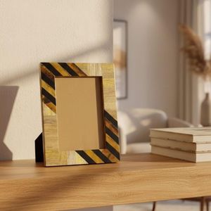 Marco de fotos de diseño premium con incrustaciones de resina y acabado brillante en resina, marco de fotos de MDF, marco para fotos a precio de fábrica al por mayor. - Product Image 1