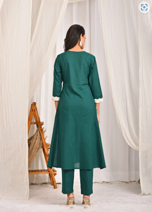 ชุดคุร์ตะทรงเอไลน์ปักลายสัมรัก พร้อมผ้าคลุมไหล่เลเฮริยา - Product Image 2