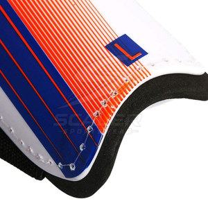 สนับแข้งฟุตบอลประสิทธิภาพสูง วัสดุ EVA น้ำหนักเบา ออกแบบมาเพื่อการป้องกันสำหรับผู้เล่นผู้ใหญ่ - Product Image 5