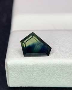 Saphir naturel de forme fantaisie, pierre précieuse à facettes, pierre en vrac pour la fabrication de bijoux, fournisseur en gros ZUBEDA GEMS JEWELLRY Third - Product Image 1