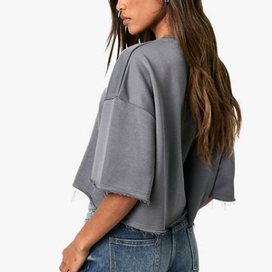 Camiseta Corta de Algodón 100% con Diseño Personalizado, Top Corto Liso para Mujer, Top Corto Transpirable con Hombros Caídos para Verano - Product Image 3