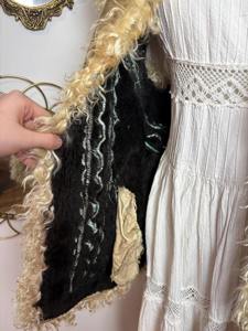 Chaleco tradicional afgano azul real para hombre con trabajo de espejos plateados y flecos de monedas auténticas, chaleco étnico tribal Kuchi. - Product Image 6