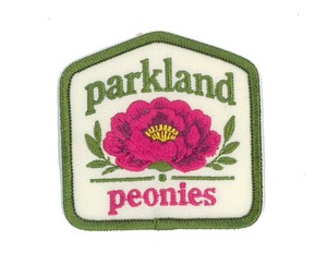 Écusson en tissu brodé personnalisé avec le logo de l'entreprise pour les uniformes des employés - Product Image 2