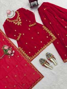 Nouveau costume Sharara en Foux Gorgette brodé de créateur avec travail de broderie à sequins, entièrement cousu avec broderie lourde et élastique - Product Image 3