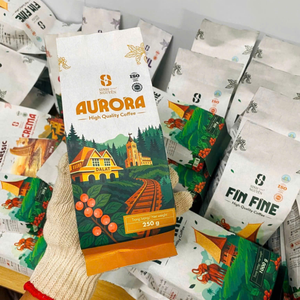 เมล็ดกาแฟ V60 คั่วกลาง 1 กก. บรรจุถุง สำหรับธุรกิจ B2B คุณภาพพรีเมียม รสหวานอมเปรี้ยว กลิ่นผลไม้ หอมสะอาด ผลิตจากเมล็ดกาแฟอาราบิก้า 100%  คั่วระดับกลาง  ผลิตจากพื้นที่สูง  รับผลิตแบบ OEM - Product Image 2
