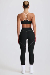 Nouvel Arrivage Ensemble de Sport pour Femme : Vêtements de Fitness et Yoga, Soutien-gorge de Sport Bicolore et Short Taille Haute Uni à Séchage Rapide - Product Image 4