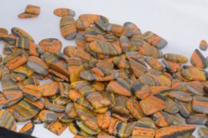 FAIJAN GEMS Jaspe Abejorro Natural, Cabujón de Piedra Preciosa Suelta, Valoración de Terceros, Todos los Tamaños, Cristal Pulido de Formas Mixtas - Product Image 2