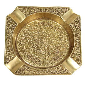 Cendrier rond en laiton massif avec motifs ethniques gravés à la main et encoches profondes, disponible à prix de gros. - Product Image 2