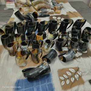 Jarra de cuerno vikinga de lujo, auténtica jarra de cerveza de cuerno de buey a precio económico - Product Image 2