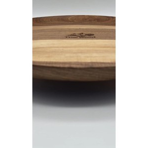 ถาดหมุนไม้แท้ทรงกลม งานแฮนด์เมด ดีไซน์มินิมอล สลักโลโก้ - Product Image 4