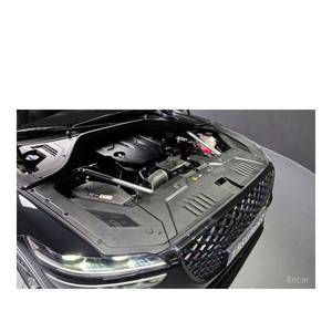 Genesis GV70 2.5T 2024, Gasolina, 2WD, con Caja de Cambios Automática, Asientos de Cuero, Cámara Trasera - 4,714 km - Product Image 6