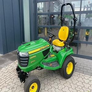 Tondeuse John Deere X940 Premium, livraison rapide, performances professionnelles puissantes, conçue pour les travaux lourds de jardinage domestique. - Product Image 1