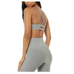 Conjunto de Yoga de 2 Piezas para Mujer, Hecho en Pakistán, de Alta Calidad, Diseño Sólido, Tela Transpirable, Absorbe el Sudor, con Cintura Elástica - Product Image 4