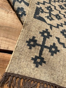 Tapis rectangulaire artisanal en laine et acrylique, motif floral Kilim, fait main, écologique, à poils moyens, pour salon, avec base en latex Krafterscustom - Product Image 2