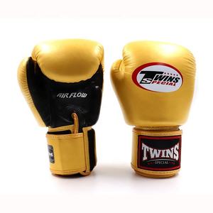 ถุงมือชกมวย Oem Twins แบบกำหนดเอง หนังแท้ 100% ระบายอากาศได้ดี ปรับขนาดได้ ไม่ลื่น จับกระชับมือ สำหรับผู้ใหญ่ สำหรับศิลปะการต่อสู้ - Product Image 4