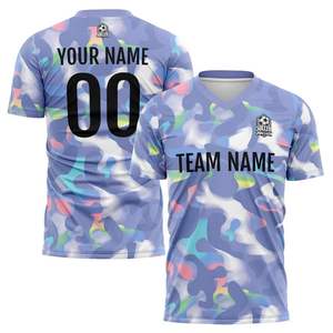 เสื้อฟุตบอลคอวี แขนสั้น พิมพ์ลายแบบซับลิเมชั่น ระบายเหงื่อได้ดี 100% โพลีเอสเตอร์ พร้อมพิมพ์ชื่อทีมและหมายเลข สำหรับผู้ใหญ่ ใส่ได้ทั้งชายและหญิง - Product Image 1