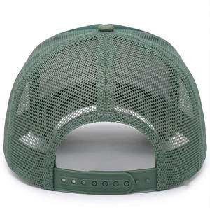 Casquette de baseball trucker verte forêt à 6 panneaux en maille, réglable avec fermeture snapback, respirante, pour l'extérieur, décontractée, avec logo personnalisé - Product Image 3