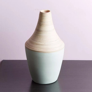 Vase à fleurs en bambou tissé artisanal bicolore, best-seller, vase décoratif minimaliste pour table, adapté à la décoration de la maison et des hôtels - Product Image 4