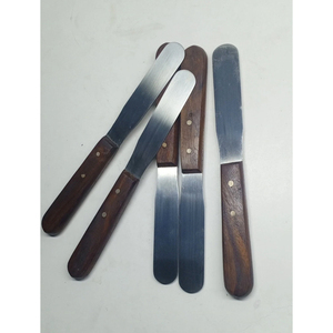 Juego de 5 Espátulas Ortopédicas de Acero Inoxidable con Mangos de Madera - Juego de Espátulas para Paleta - Product Image 2