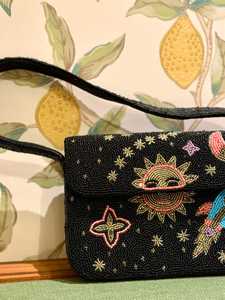 Sac à bandoulière bohème tissé perlé, pochette de soirée, cadeau tendance pour elle, sac de vacances écologique et léger - Product Image 1