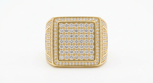 Bague Chevalière Carrée Plaqué Or 18K Effet Givré pour Homme, Coupe Asscher, Bijou Hip Hop Tendance - Product Image 1