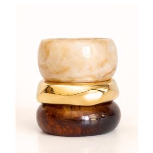 Bracelets tendance en résine pour femmes, étanches, surface lisse, bijoux élégants avec couleurs personnalisées pour les soirées et festivals - Product Image 1