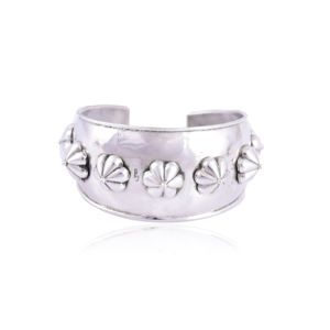 <b>Silver</b> Mountain 925 Sterling <b>Silver</b> Floral Studded Charm <b>Bracelet</b> Hammered Finish Open Kada Unisex Women's Minimalist Modern - Product Image 4