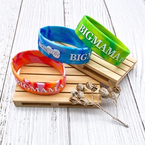 Pulsera pulsera de silicona en relieve con color de fábrica - Product Image 6