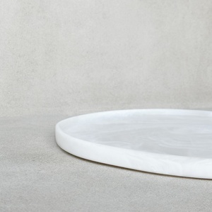 Plateau de service multifonctionnel élégant en résine blanche tourbillonnante, fait main, pour la maison, les mariages, la décoration de Diwali, design marbre moderne, luxe - Product Image 4