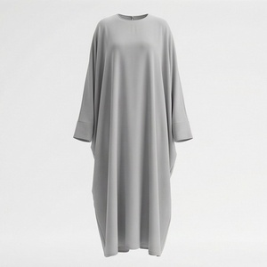 ชุดอาบายะห์เรียบง่ายแบบพรีเมียมสำหรับผู้หญิงมุสลิม ผ้าโพลีเอสเตอร์เนื้อนุ่มเป็นมิตรกับสิ่งแวดล้อม เหมาะสำหรับใส่ในชีวิตประจำวัน ขายส่ง - Product Image 1