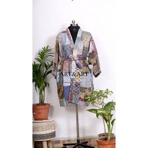 Nouvelle arrivée : Robe kimono vintage en soie patchwork Kantha, peignoir recyclé avec ceinture, vêtement de nuit pour femmes - Product Image 1
