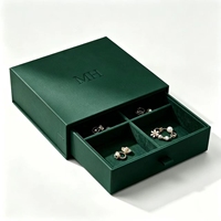 Boîte à bijoux coulissante personnalisée, écologique, réutilisable, vert foncé mat, avec logo MH en relief, multi-compartiments, doublée de velours, boîte rigide