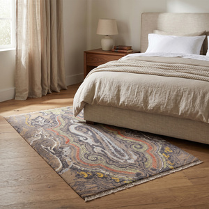 Alfombra DECORDEC de Lana con Medallón Paisley en Gris Taupe, Moderna, Ornamental, Hecha a Mano, Ecológica, Antideslizante, con Detalles en Color Óxido, Oliva y Mostaza - Product Image 3