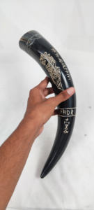 Cuernos vikingos pulidos hechos a mano |   Cuerno de vaca pulido para juegos de rol, fiestas temáticas vikingas, venta de artesanías naturales - Product Image 5