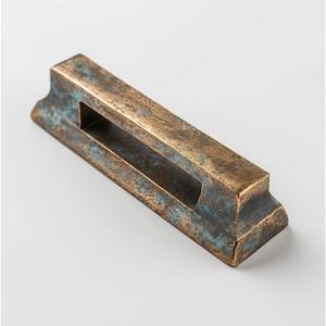 Manija de puerta decorativa diseñada para el estilo interior y un control fiable de la puerta - Product Image 3