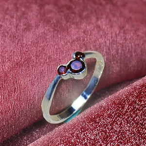 925 Sterling Silver Natural Round Shape Faceted Cut Triple Red Garnet Gemstone Boho Ring Bezel Set Fine Jewelry <b>Top</b> Arrival Ring - Product Image 1